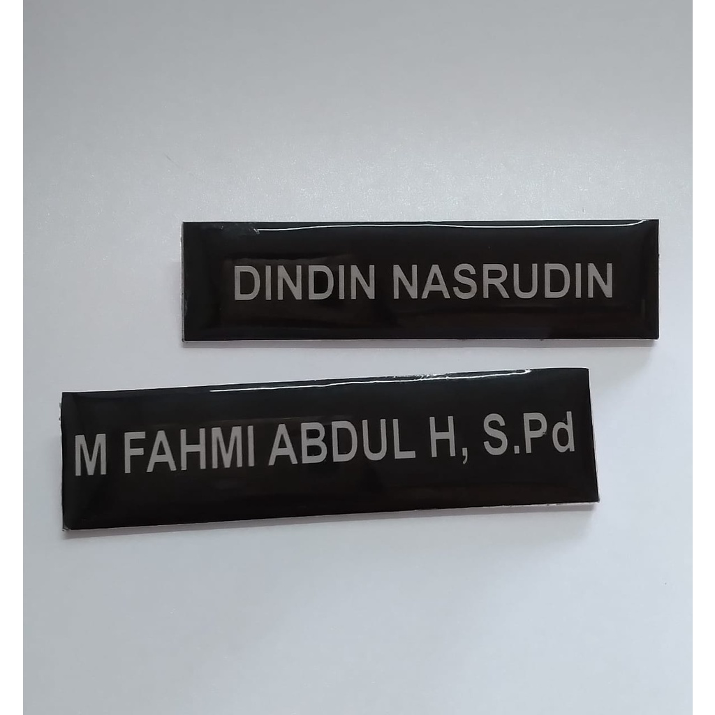 

Papan Nama/Name Tag/Nama Dada