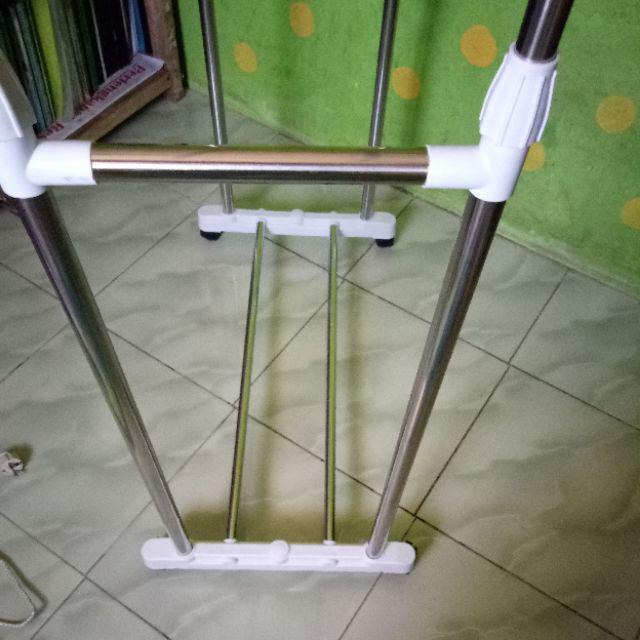 Stand Hanger Double Sisi Rak Serbaguna Dgn 4 Roda Megahome