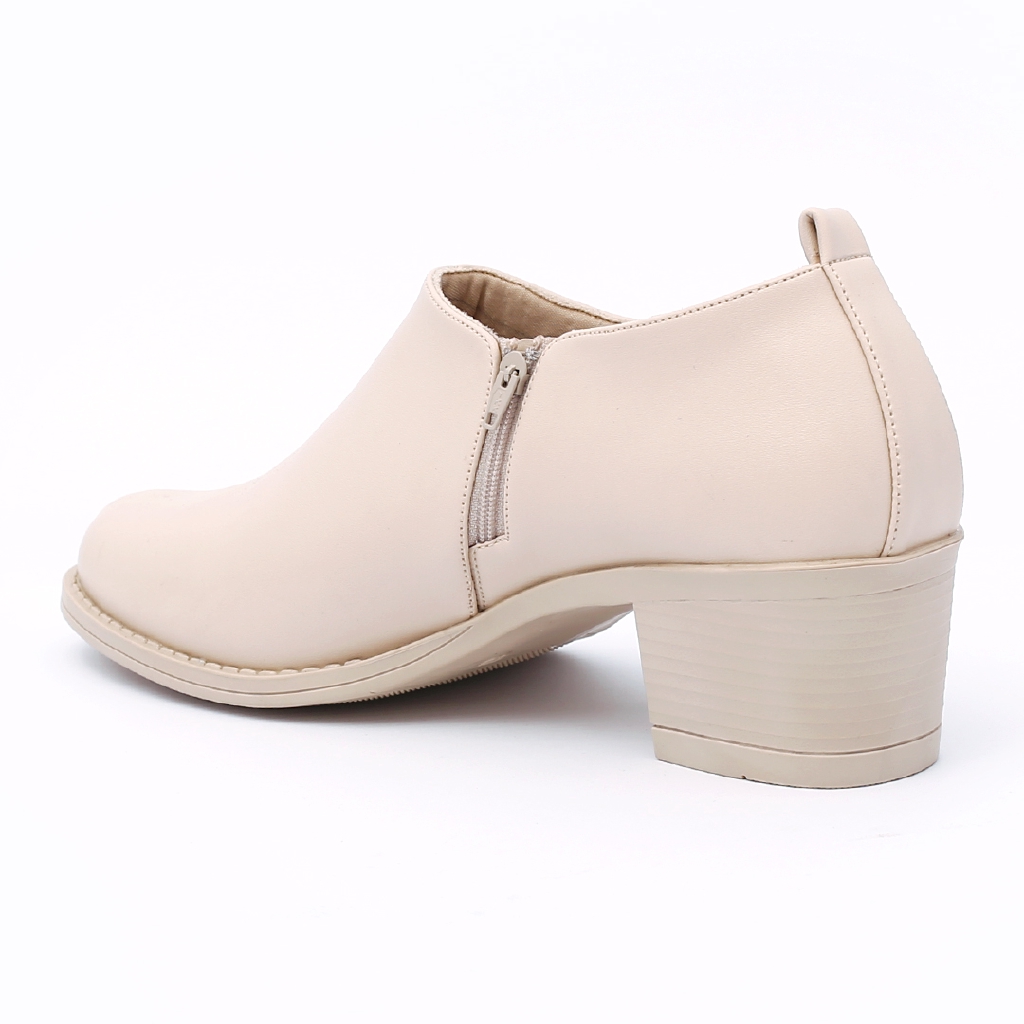 KHK by Khakikakiku Jill Oxford Cream