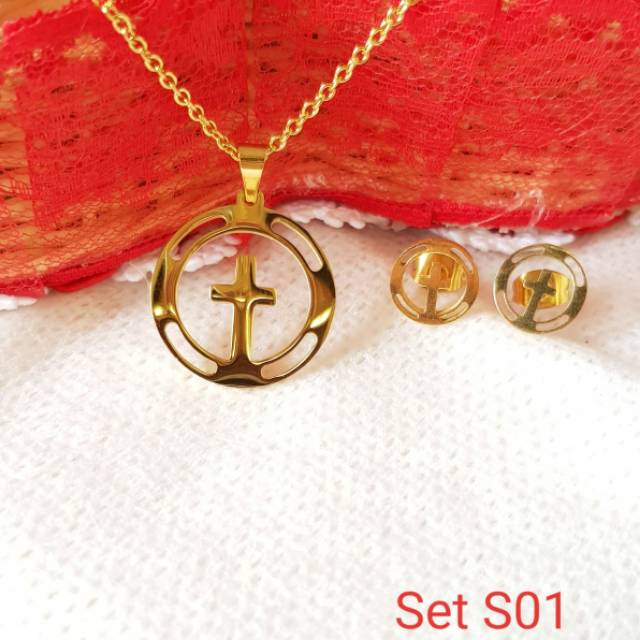 SET Kalung &amp; Anting Salib Titanium Import Antikarat Selamanya