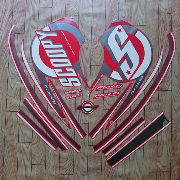 Stiker Body & Lis Body & Striping Motor Scoopy Sporty 2015 Merah