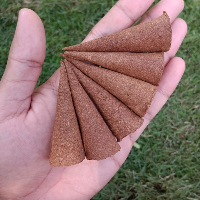 Dupa Wangi Kayu Gaharu Asli Kerucut Isi 1 Pcs