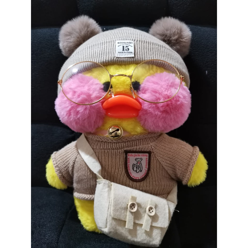 1SET Boneka Bebek Kuning Stuffed Plush Lalafanfan 2022 Warna Hadiah Anak Perempuan Mainan Dengan Aksesoris Topi Kacamata Tas Bando Korea Bantal Boneka Bebek Lucu