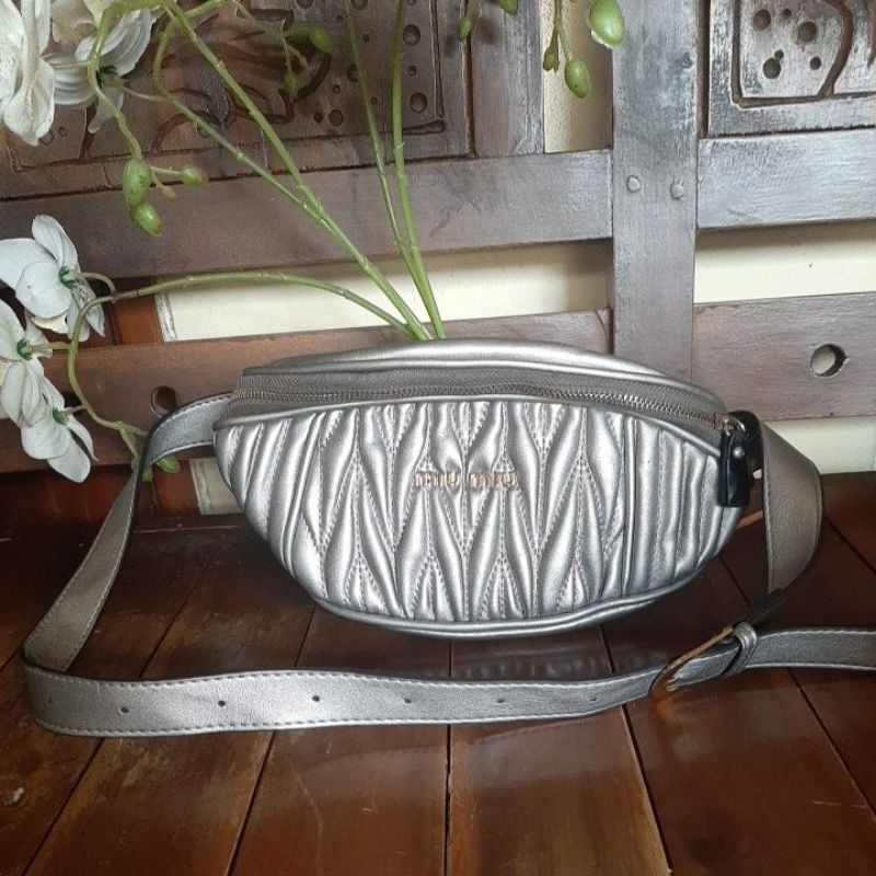 tas preloved wb ala miu2 silver abu2