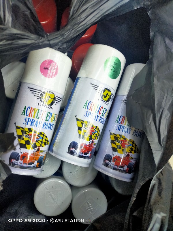 Pylox Rj London 300 Cc / Pilok Piloc Pilox Rj / Arcylic Epoxy Spray Paint / Cat Semprot Motor Mobil