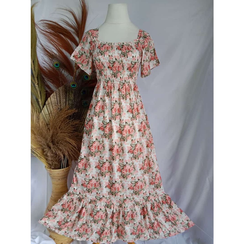 VANESSA REMPEL/ DASTER KERUT DADA REMPEL / DASTER SMOK-BUKET CREAM