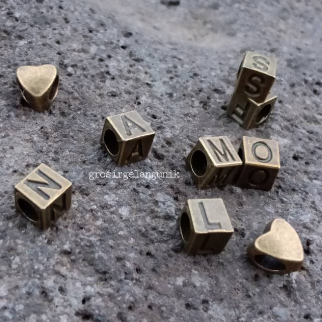 TAMBAHAN LOVE DAN HURUF CUBE BRONZE [UNTUK GELANG ATAU KALUNG]