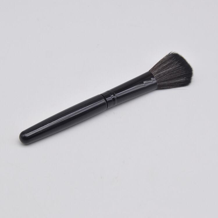 FAA20000 SINGLE MAKE UP BRUSH 13.5CM x 3.5CM KUAS BLUSH ON / KUAS WAJAH