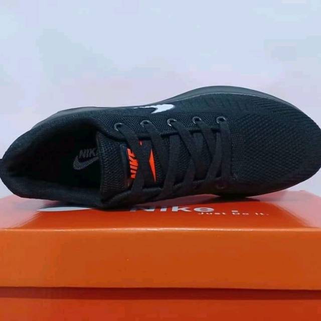 Nike zoom original