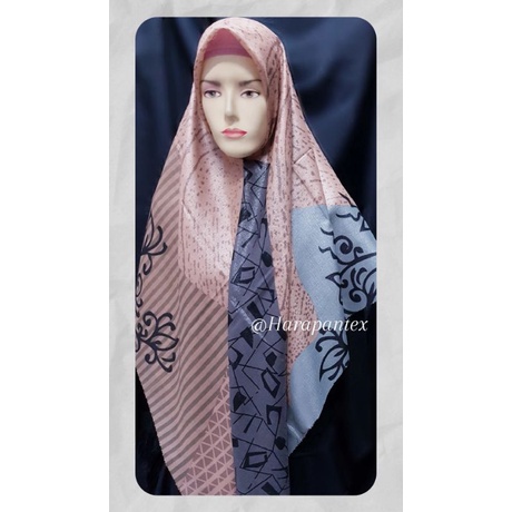 Hijab / Jilbab / Segi4 Motif / Glowing / Umama Syar'i