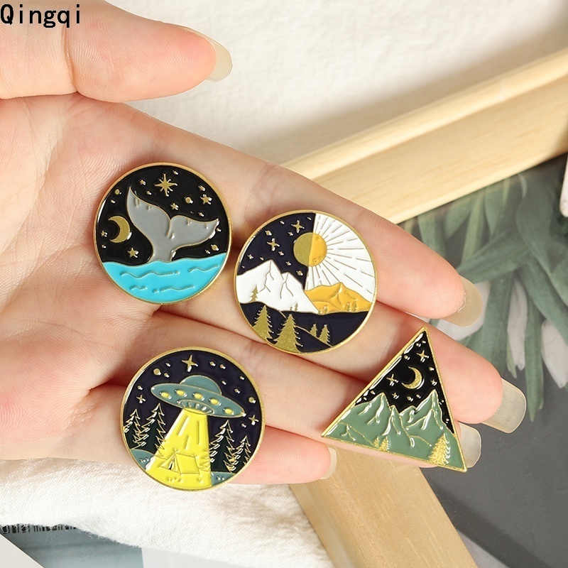 Bros Pin Enamel Bentuk Matahari Dan Bulan Untuk Hadiah