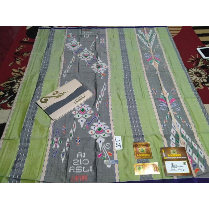 Sarung Lamiri SGT Mesres