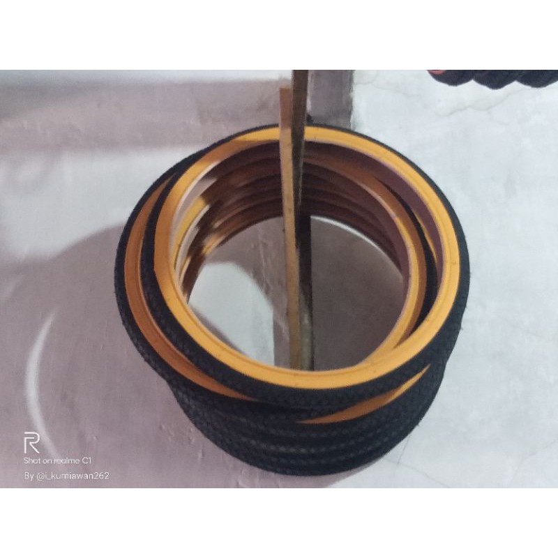 Ban Sepeda ukuran 20