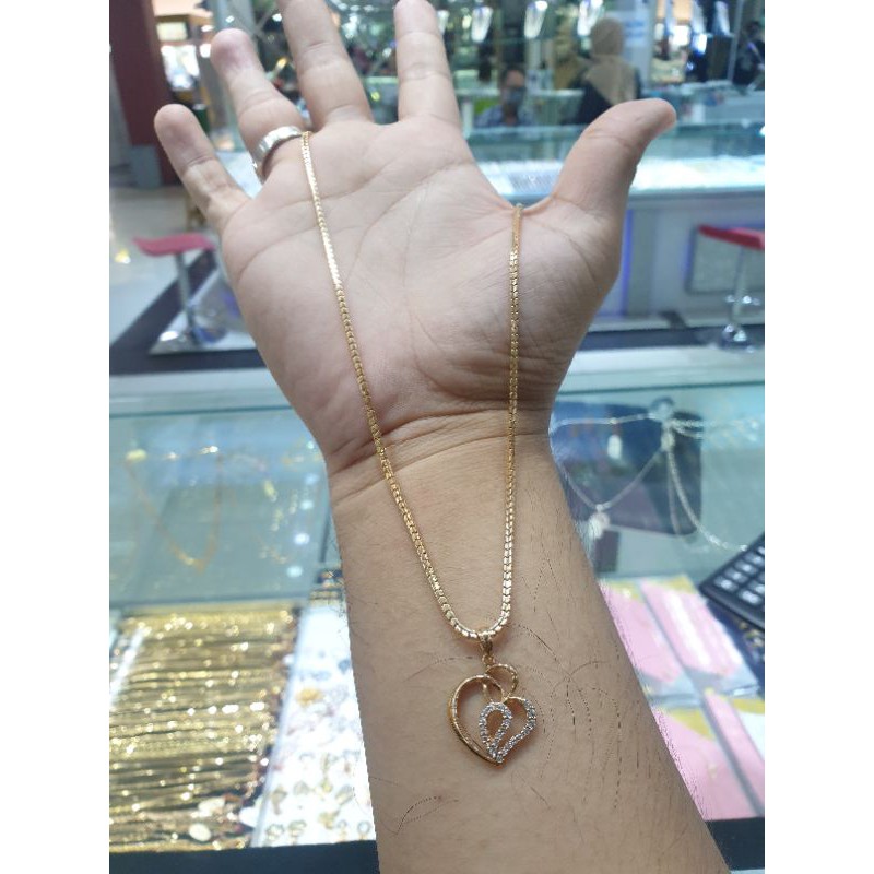 kalung emas milano berliontin love