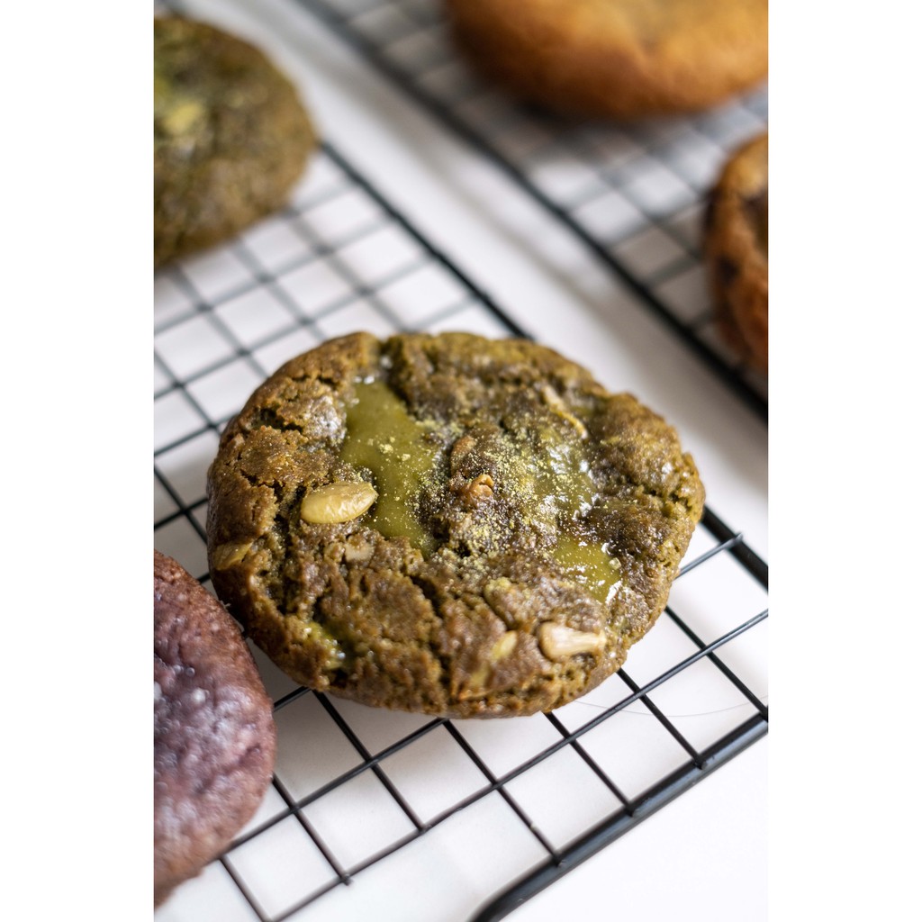 

Best Batch Kue Kering Cookie KONNICHIWA Matcha Green Tea Cookie dengan isi Genmaicha