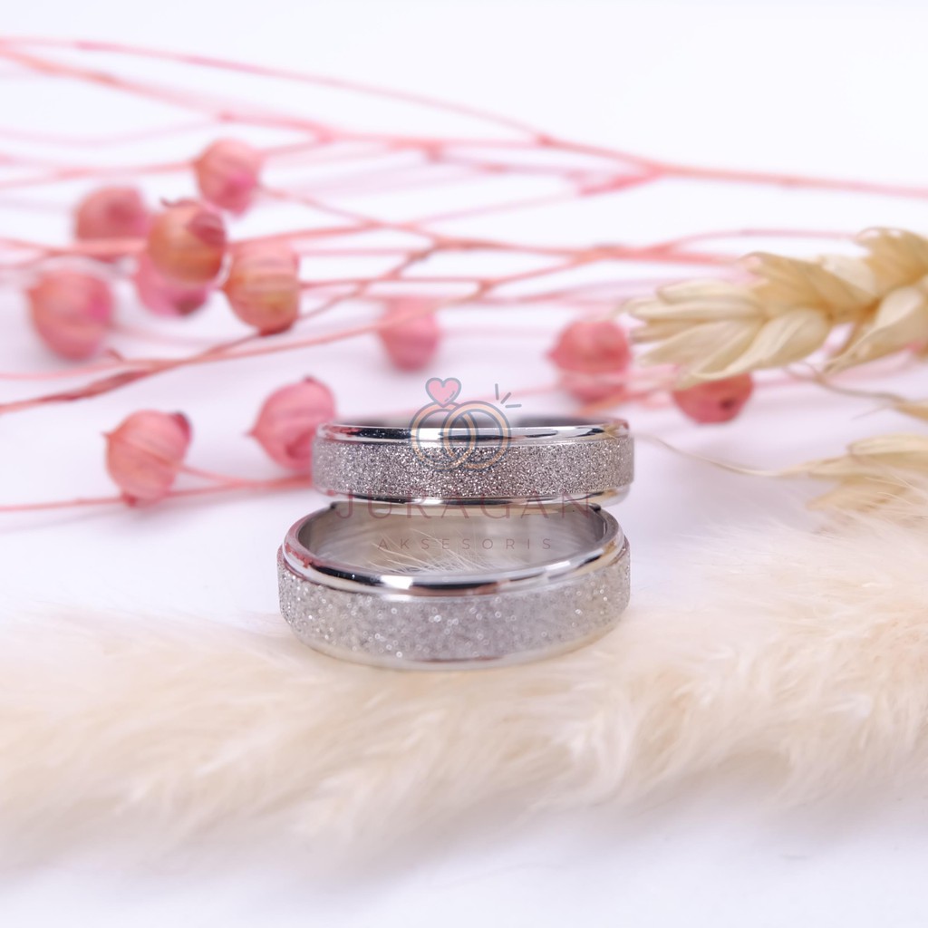 [UKIR NAMA + BOX HATI] Cincin Couple BUCIN Titanium M22 BONUS Gelang Couple