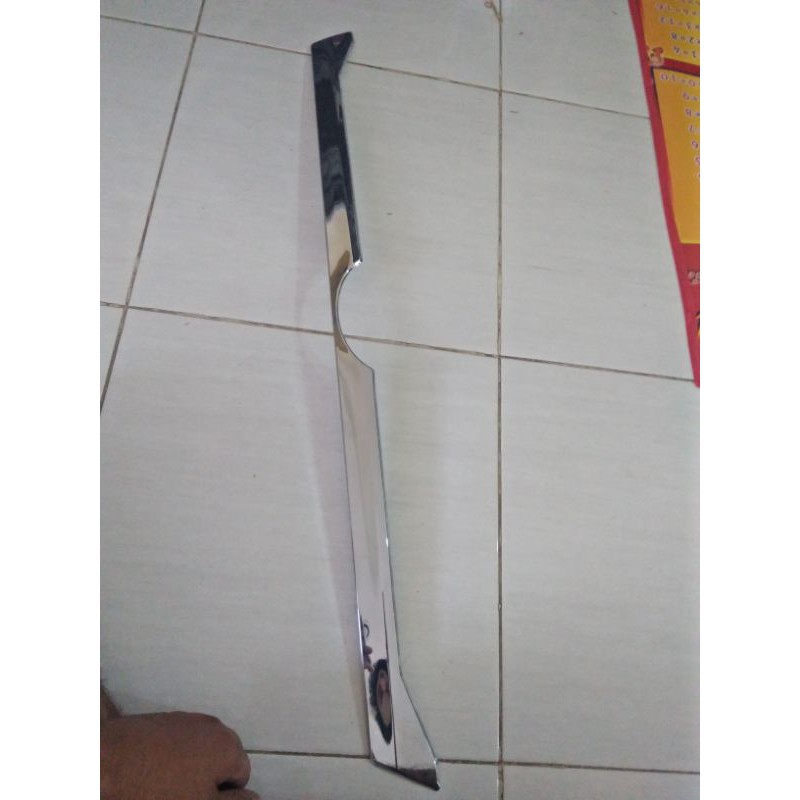 List pintu belakang sigra/calya/trunklid calya&amp;sigra