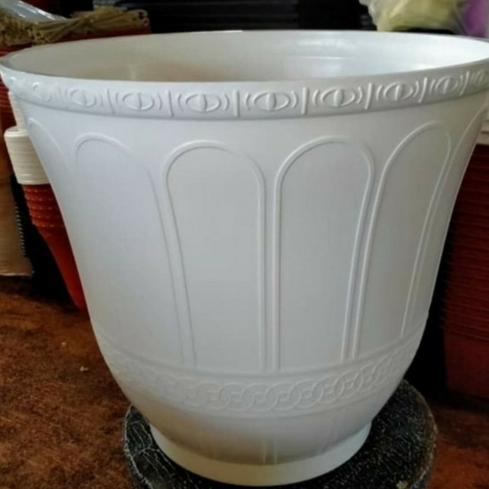 Pot Plastik  besar Roma ukuran 40 cm - Pot Roma ukuran 40 cm Putih – pot putih tanaman diameter 40