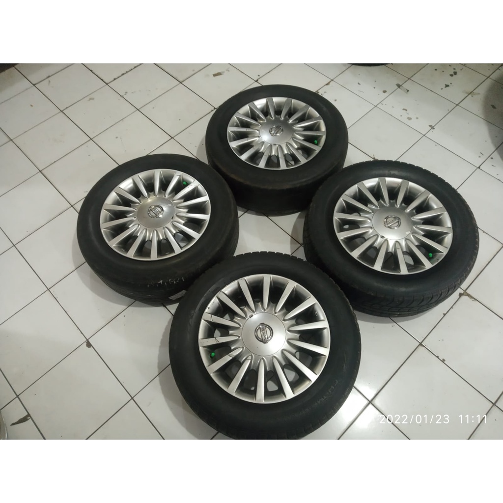 velg mobil original kondisi second bekas mobil nissan teana ring 16 pcd 5x114 plus ban kondisi 70%