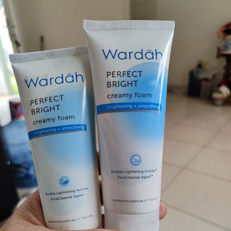 Wardah Bright creamy foam