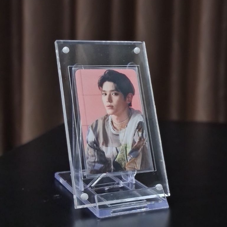 aesthetic acrylic photocard frame standee bening