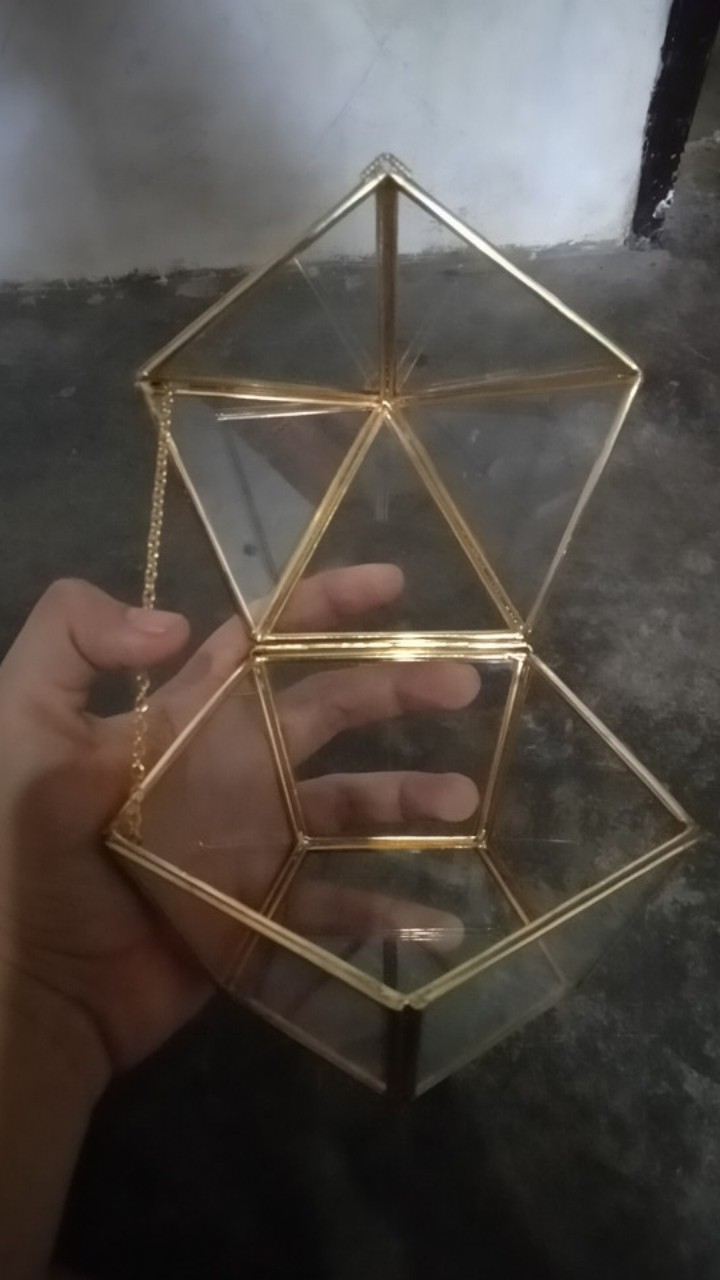 Ring Bearer Kaca Terarium