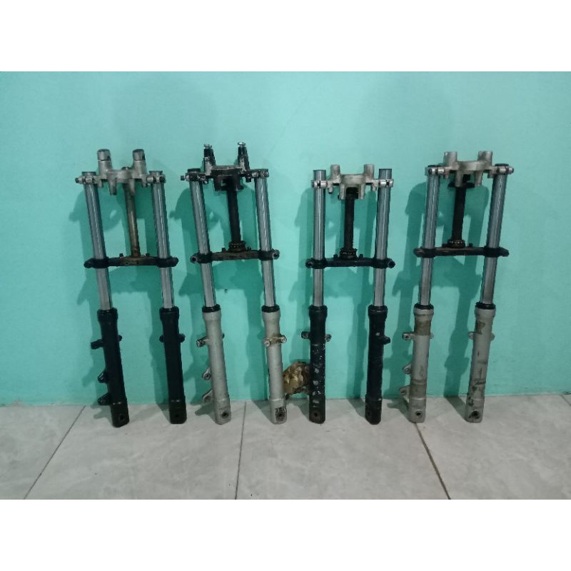 SHOCK/SEKOK DEPAN VIXION OLD ORI COPOTAN