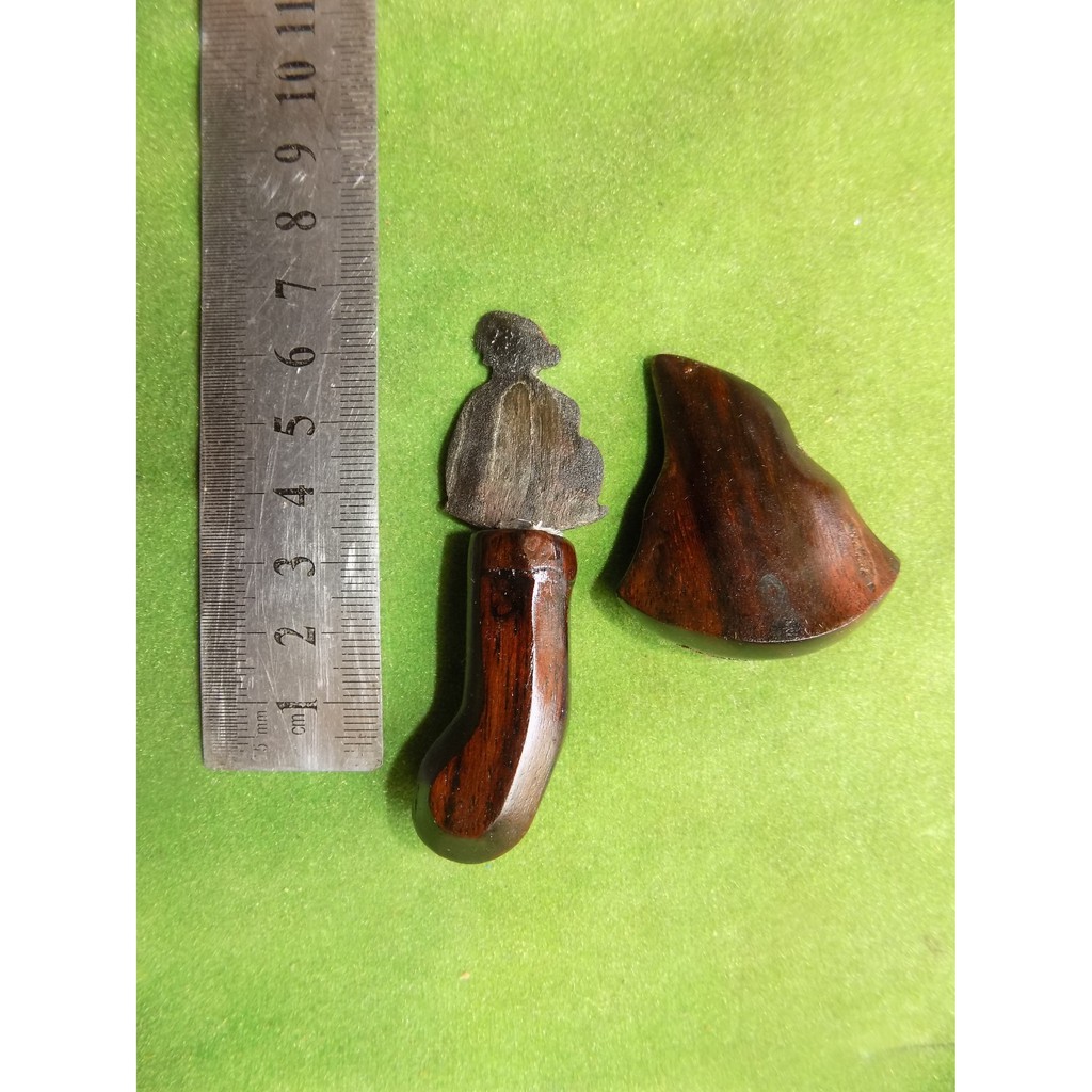 keris bentuk semar dari bahan pusaka tua di tempa lagi karya republikantik 4