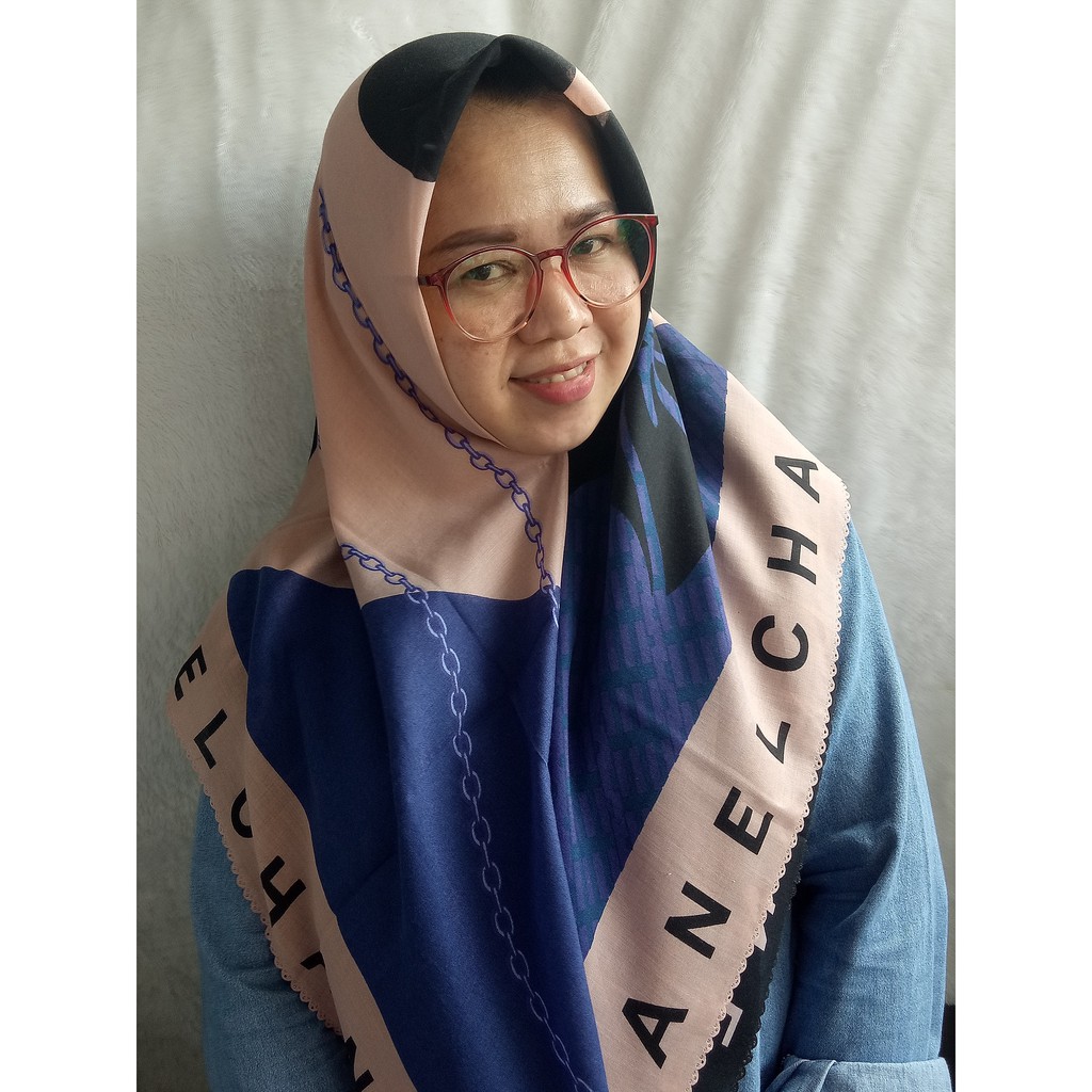 Hijab Segi Empat Lasercut / Hijab Segiempat Lasercut 110cm x 110cm
