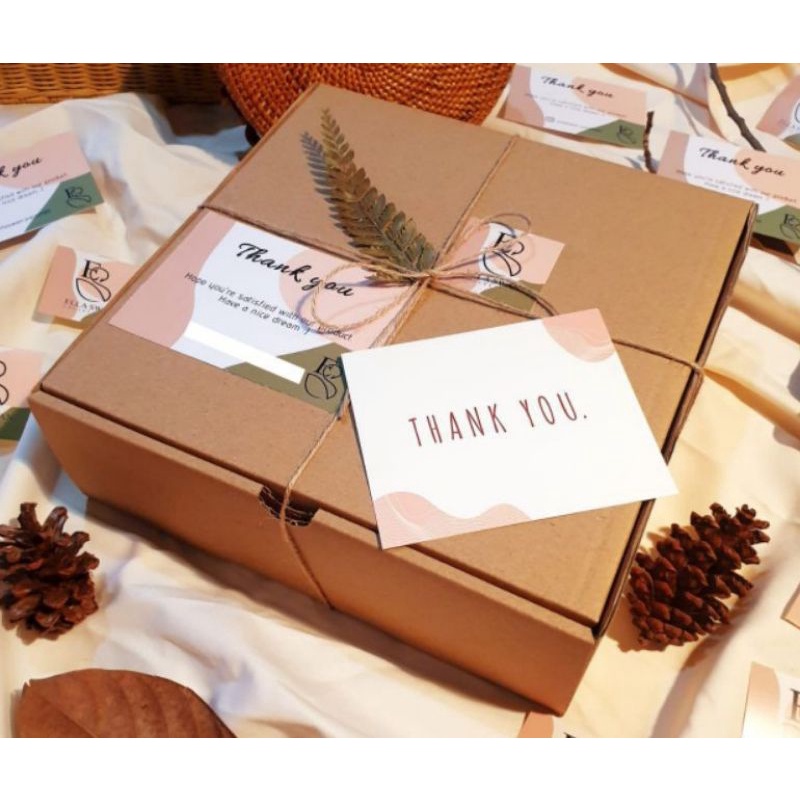 

gift box / kardus kado / box hampers