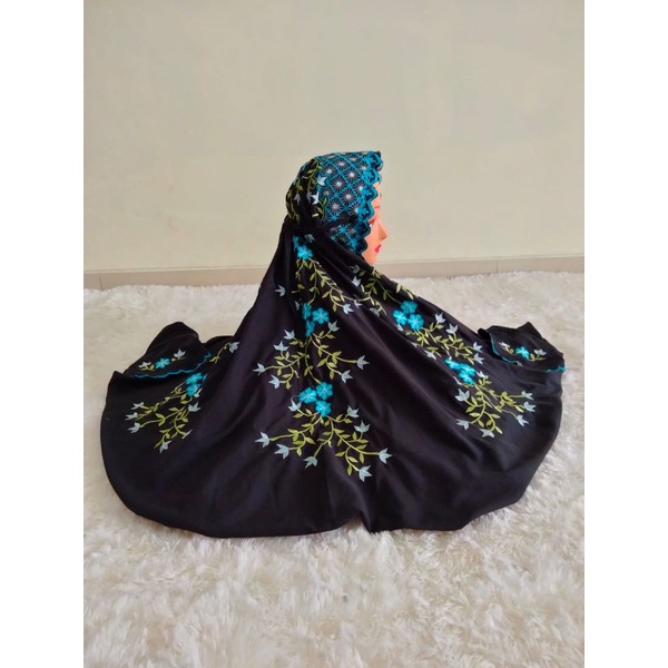 Mukena Lajuran Dewasa Mukena Hitam Mukena Bordil Mukena Motif Bunga Mukena Polino Mukena Murah