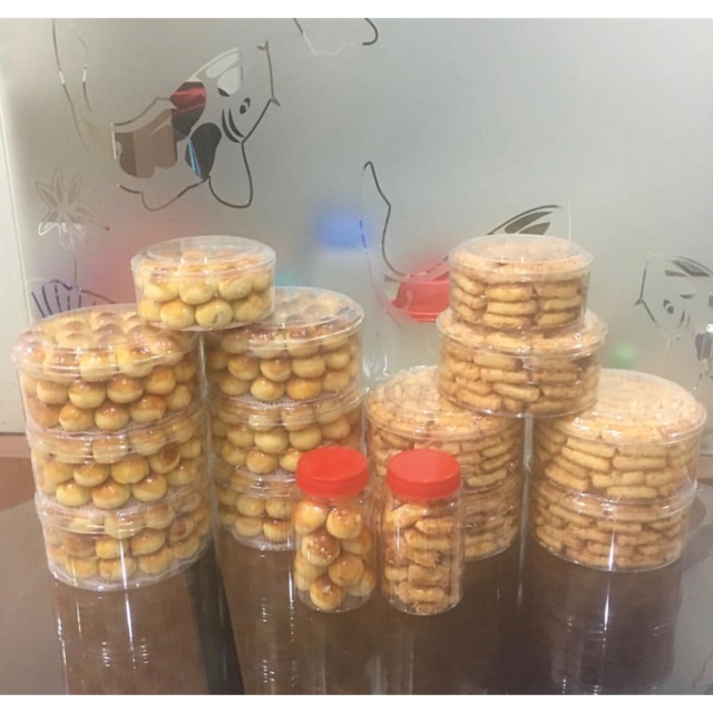 

Kue nastar premium