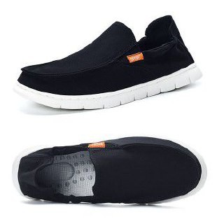 Sepatu Slip On Classic