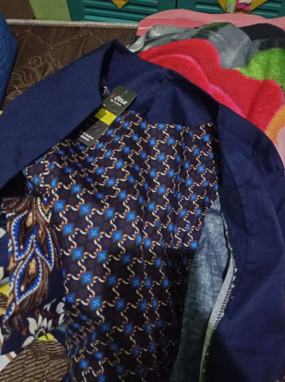 Maja - Long Busan Blouse Batik Wanita