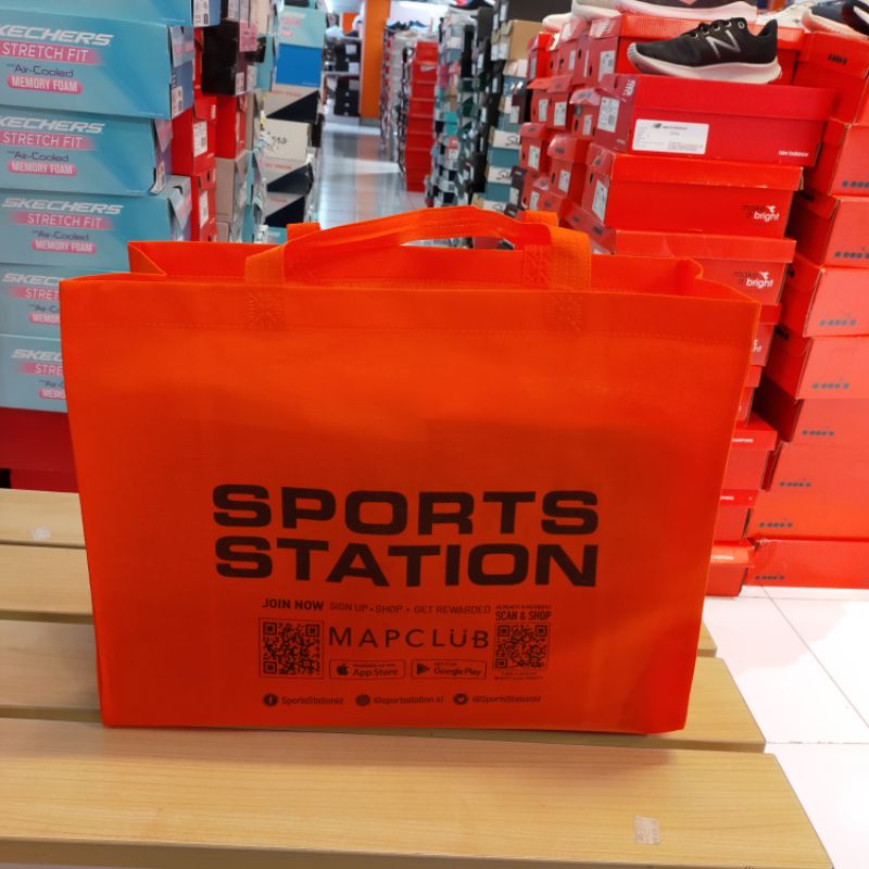 

Goodie Bag dan Plastik sports station original | Shopping bag