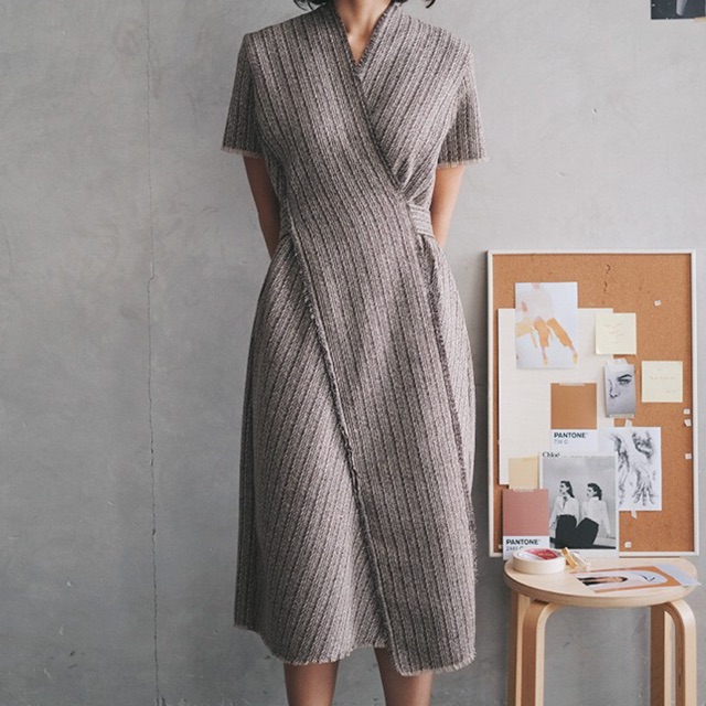 

Label Eight Concrete Marais ready stock