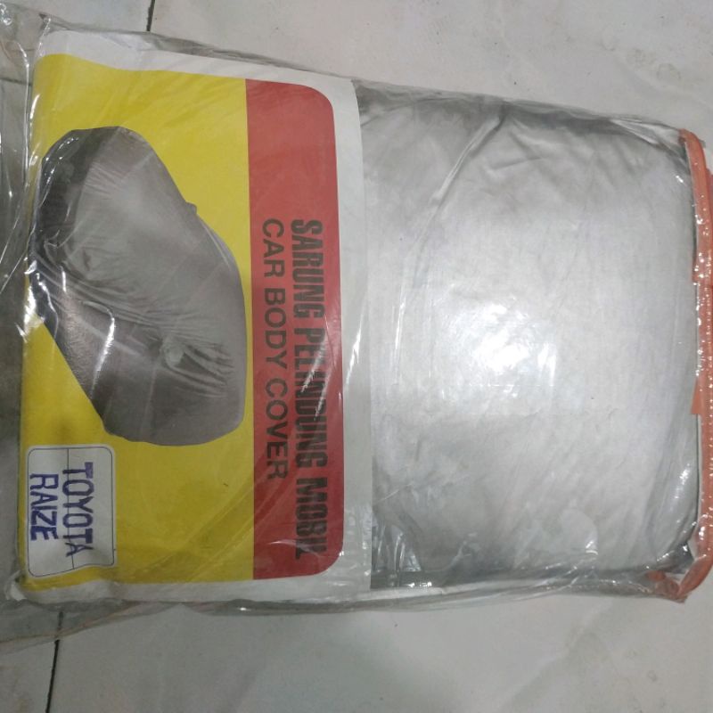 body cover / Sarung mobil body cover toyota raize