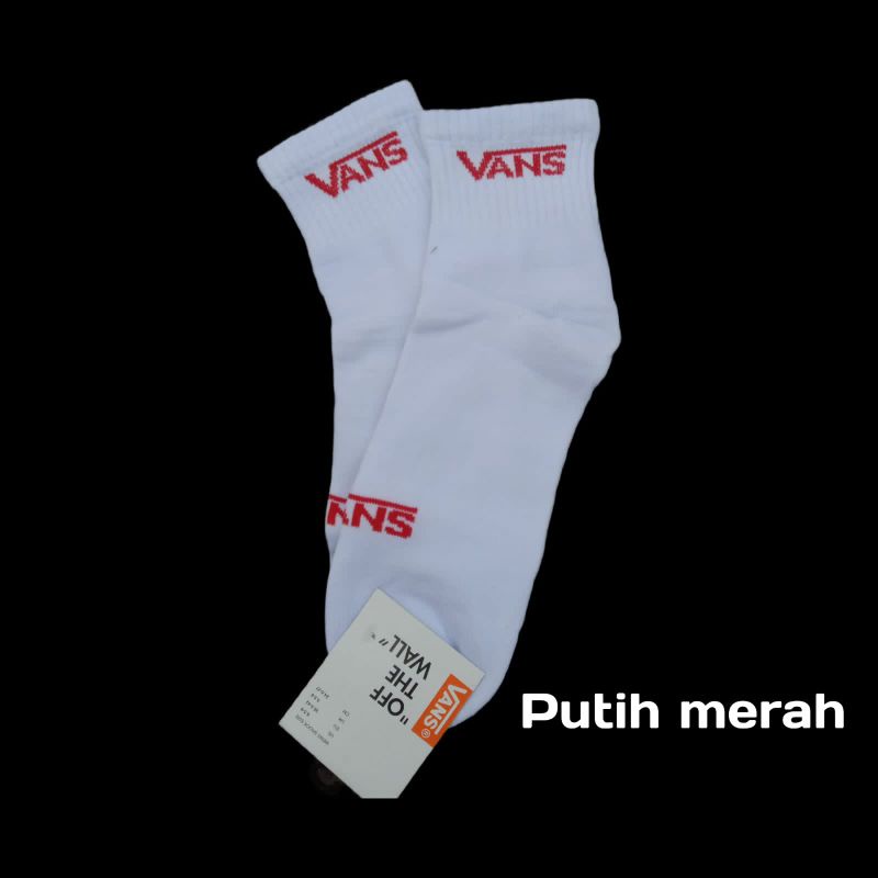 kaoskaki pendek semata kaki