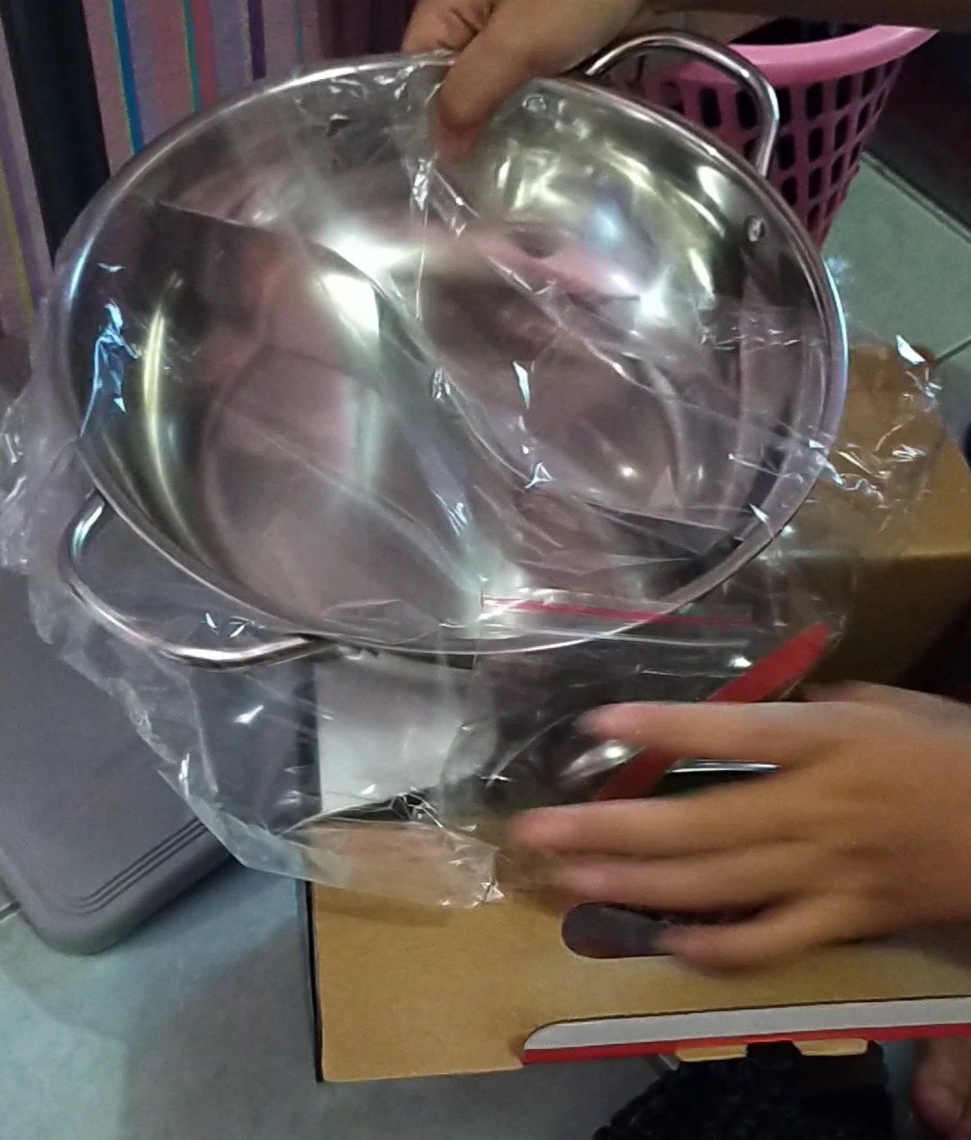 Panci Shabu 2 Sekat  28 Cm Tutup Kaca- Panci Hotpot Steamboat Tutup Kaca