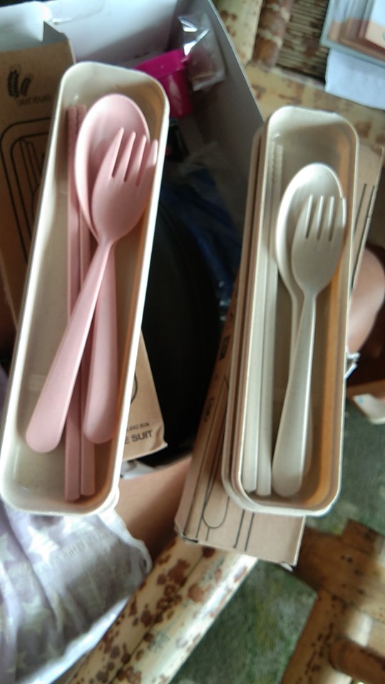 Set Peralatan Makan Gandum 3 In 1 (ada Kotak)