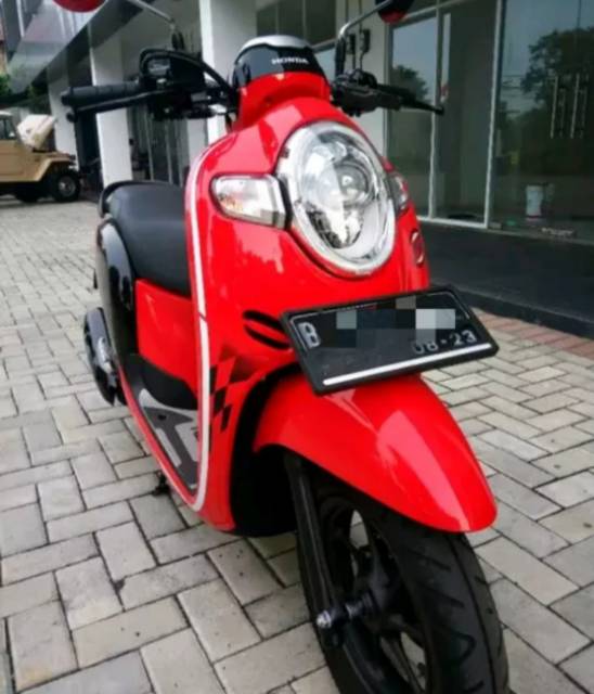 Sayap kap samping cover depan bawah scoopy esp New K93 ring 12 kanan dan kiri merah