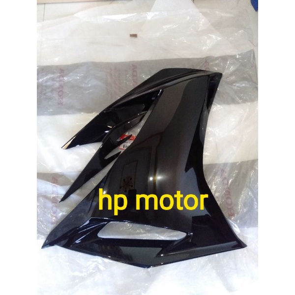 SAYAP KANAN CBR150 CBR150R K45R HITAM 64311-K45-NL0ZD FAIRING KANAN CBR150 R CBR150 K45R HITAM GLOSS