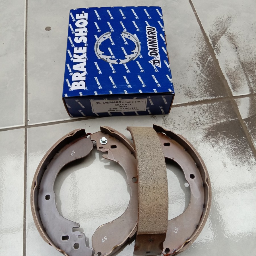 kampas rem belakang mobil daihatsu granmax