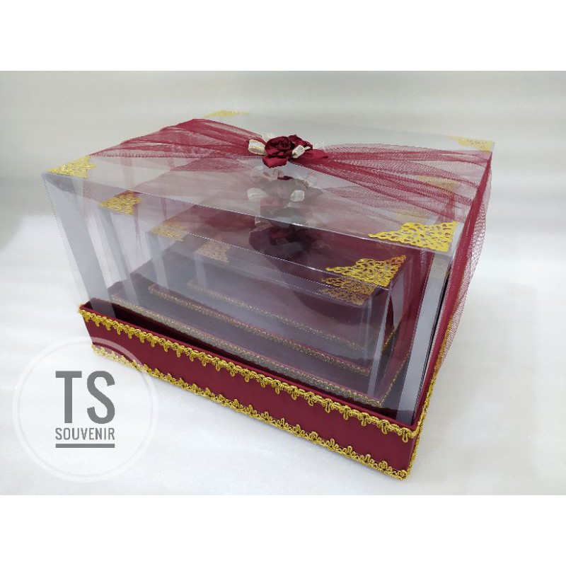 

Kotak hantaran / kotak seserahan / box hantaran full mika model tile warna maroon prodak dari fdri-store