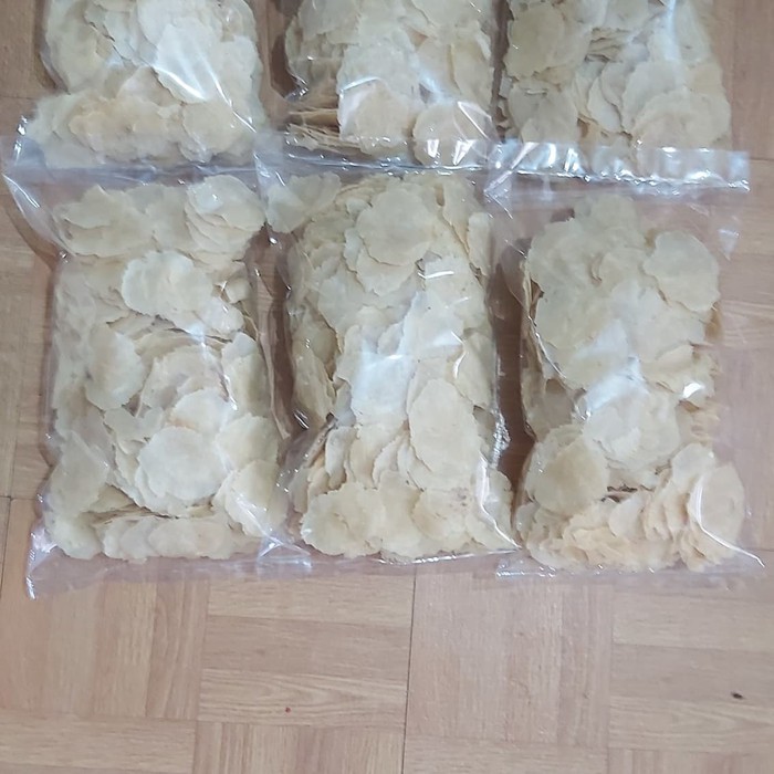 

Emping melinjo mentah 1KG