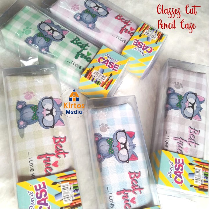 

Tempat Pensil Canvas Glasses Cat
