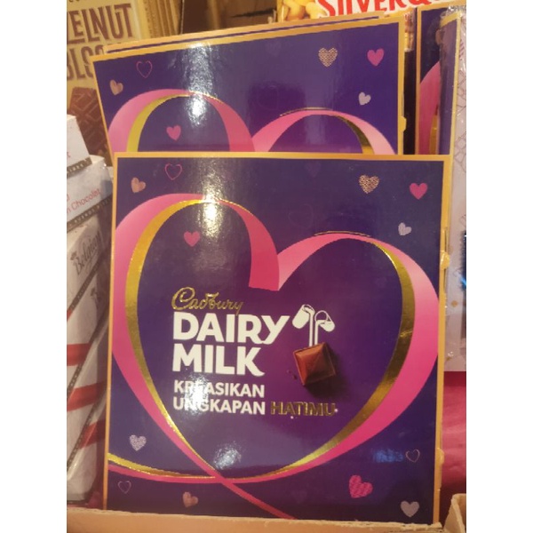 

CADBURY DAIRY MILK GIFT BOX VALENTINE EDITION