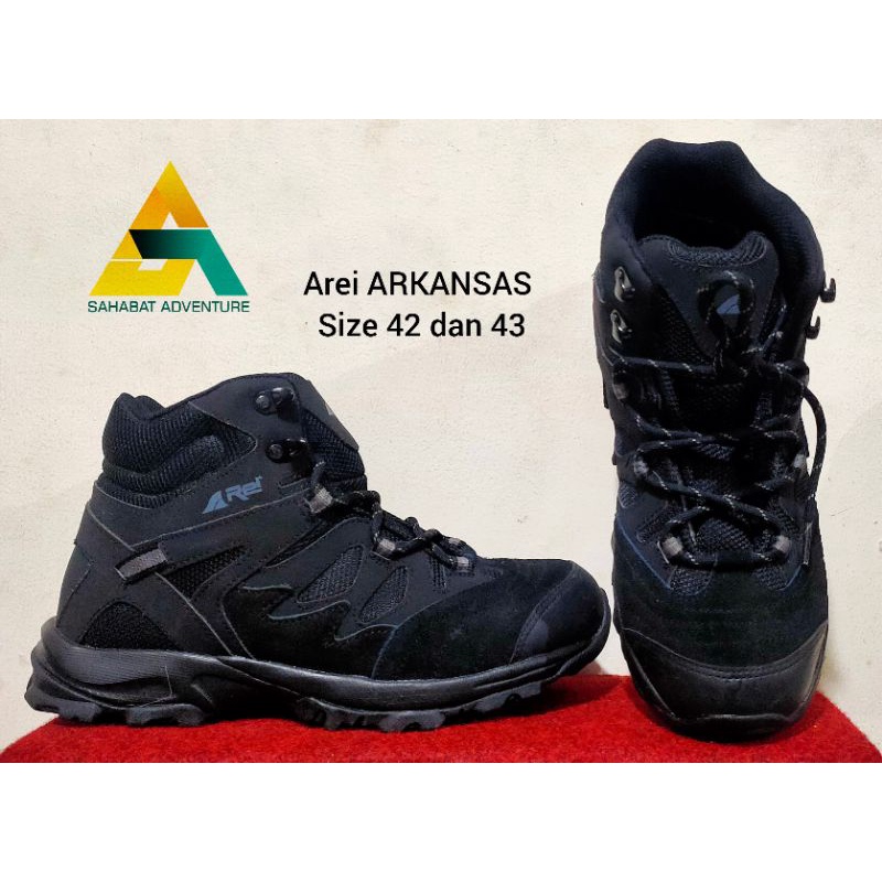 Sepatu Gunung Arei Arkansas