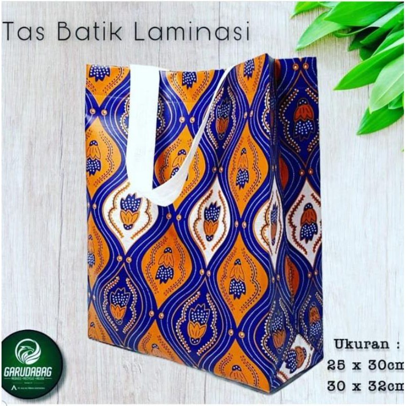 Tas kain atau goodie bag spunbond laminasi batik isi 12 pcs terlaris new