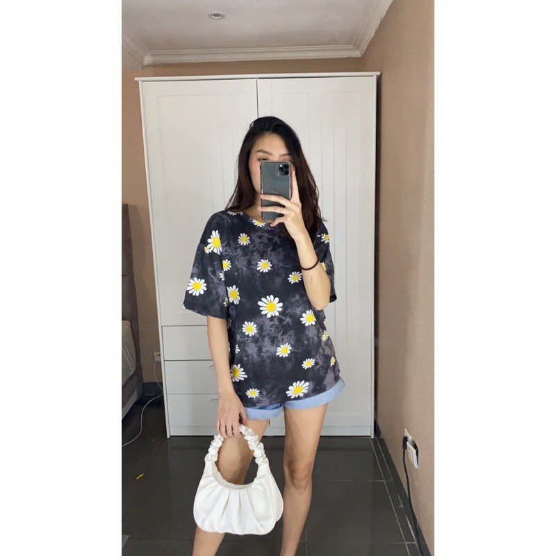 daisy top / baju kaos bunga / kaos lucu / kaos murah / kaos adem / kaos oversize / kaos wanita